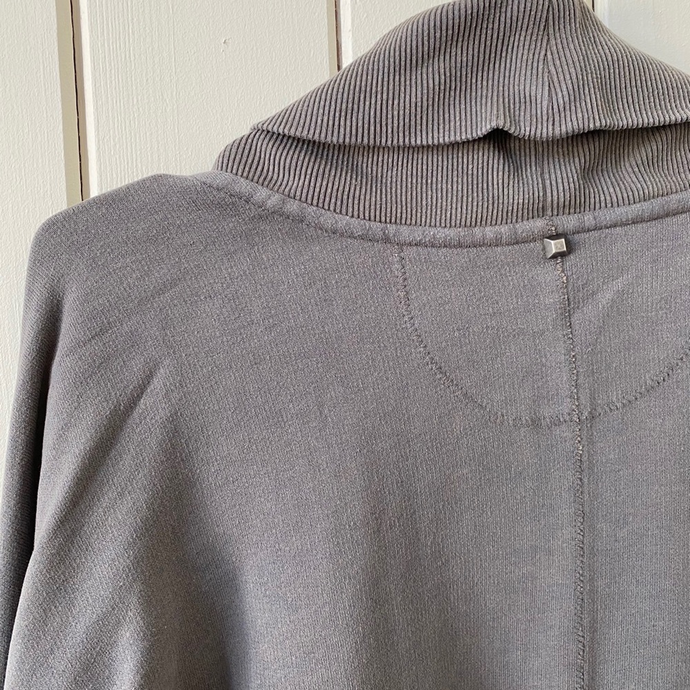 Aritzia Diderot cardigan - Picture 8 of 8